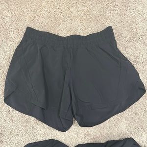 Lululemon Track That 5” mid-rise short.
